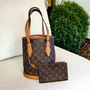 Louis Vuitton Bucket PM Handbag